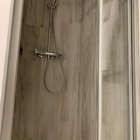 Kelly Apartment Lausanne